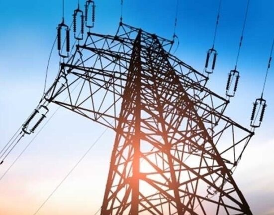 نجکاری کمیشن نےبجلی کی تقسیم کار کمپنیوں کی نجکاری کی منظوری دے دی