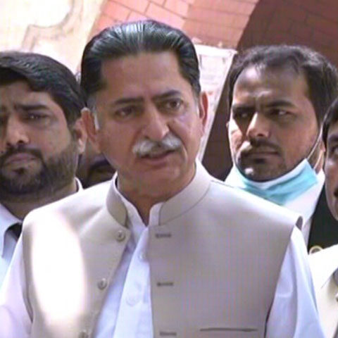 تحریک انصاف کو اداروں کے اندر سے ریلیف مل رہا ہے، جاوید لطیف