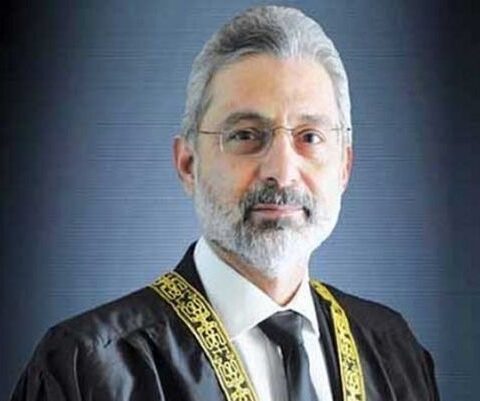 جسٹس قاضی فائزعیسیٰ نے رجسٹرارسپریم کورٹ کو فوری چارج چھوڑنے کا کہہ دیا
