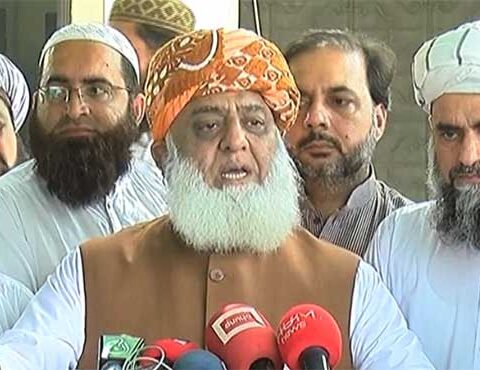 پارلیمنٹ کے راستے ہم نے تختہ الٹا، دنیا کو تمہاری حقیقت بتائی، فضل الرحمان