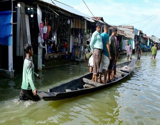 بنگلہ دیش میں سیلاب سے 8 افراد ہلاک، 20 لاکھ سے زائد متاثر