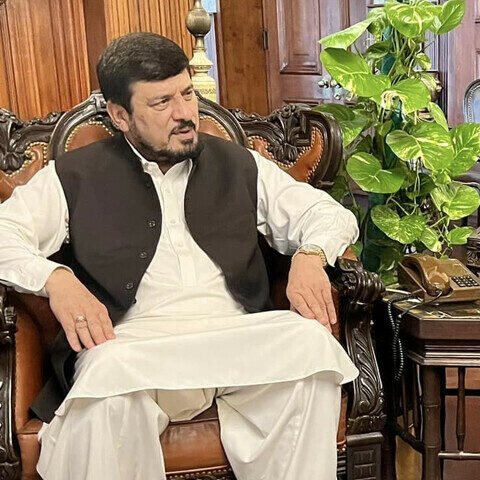 پی ٹی آئی خیبر پختونخوا کے انتخابات میں حصہ نہیں لے گی گورنر کا دعویٰ