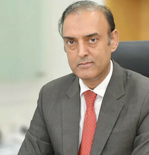 شرعی عدالت کے فیصلے پر عمل کیلئے کام کر رہے ہیں گورنر اسٹیٹ بینک