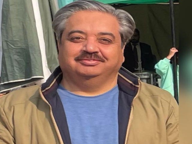 باجوڑ: ریموٹ کنٹرول بم دھماکے میں سابق سینیٹر ہدایت اللہ سمیت 5 افراد جاں بحق
