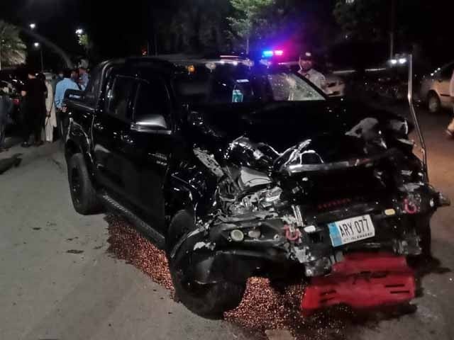 وفاقی وزیر کی حادثے میں موت، واقعے کا مقدمہ ہائی لیکس کے ڈرائیور کیخلاف درج