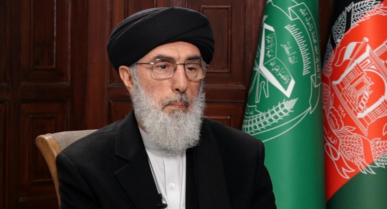 افغانستان میں حزب اسلامی کے مرکزی دفتر پر حملہ گلبدین حکمت یار محفوظ رہے