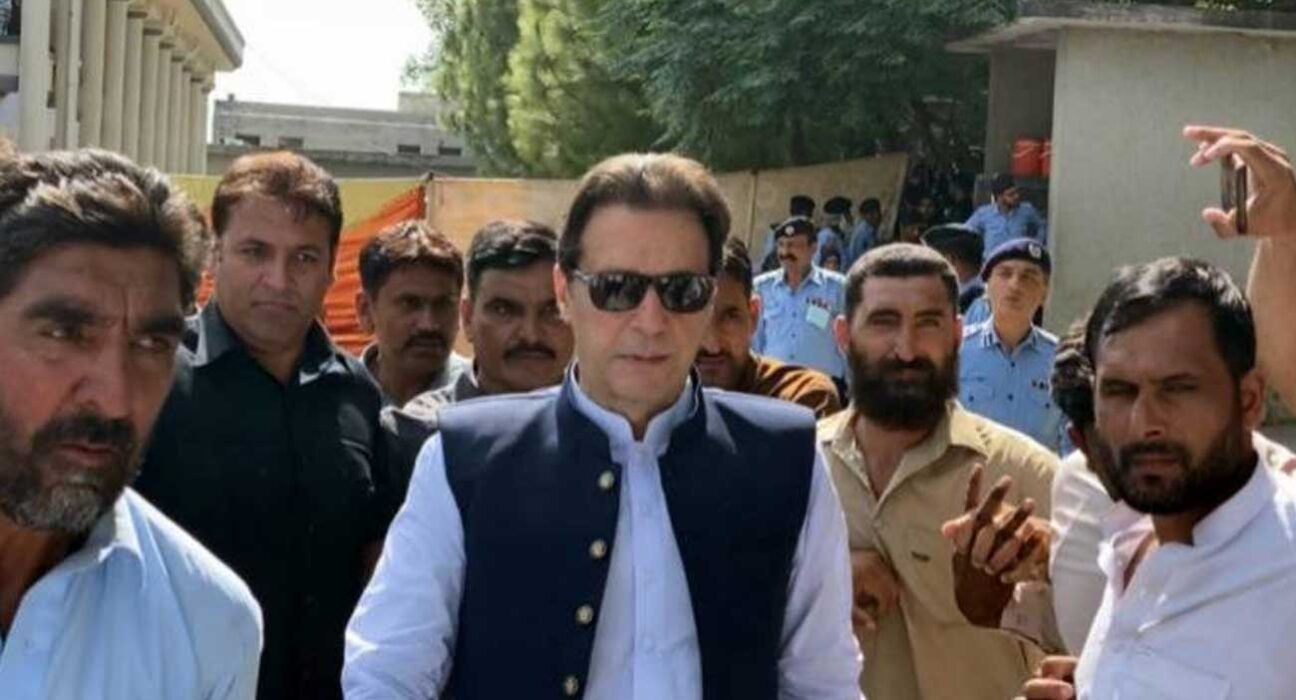 توشہ خانہ ریفرنس یہ کونسا طریقہ ہے کہ عمران خان ادھر پیش نہیں ہوسکتے جج کے ریمارکس