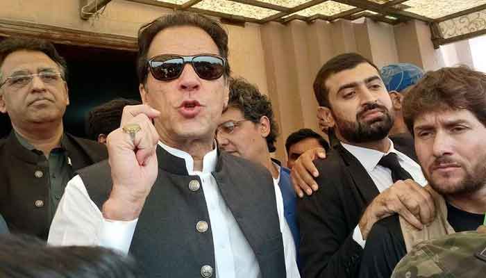 عمران خان عدالتوں میں پیش ممنوعہ فنڈنگ کیس میں ضمانت منظور