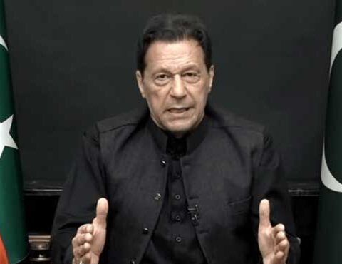 عمران خان کی گرفتاری کیلیے بلوچستان پولیس لاہور پہنچ گئی