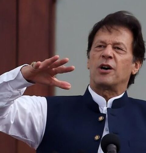 عوام ہفتہ کو چیف جسٹس سے اظہار یکجہتی کیلئے سڑکوں پر نکلیں عمران خان