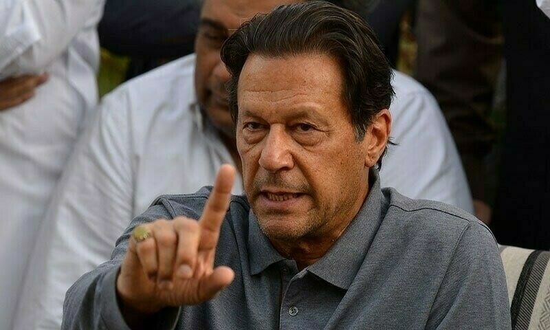توہین عدالت پر شہباز شریف بھی نااہل ہوجائیں گے عمران خان
