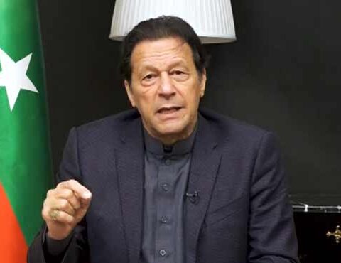 عمران خان کا کل لاہور میں انتخابی ریلی نکالنے کا اعلان