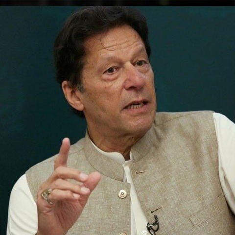 اومنی گروپ کے سربراہ عبدالغنی مجید نے عمران خان کو 9 ارب ہرجانے کا نوٹس بھیج دیا