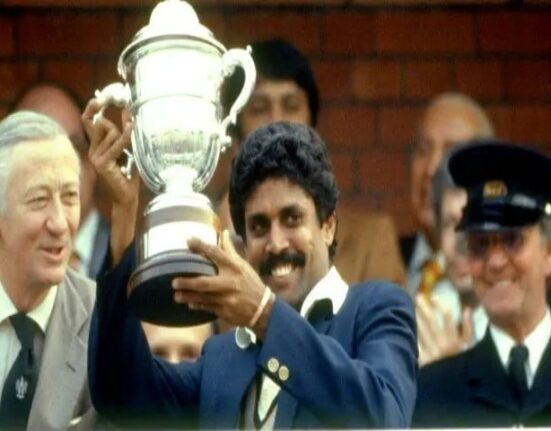 بھارت کی 1983 کی ورلڈکپ فاتح سائیڈ نے بھی ’انعام‘ مانگ لیا