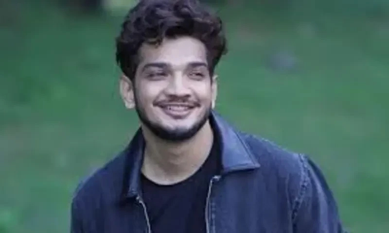 بھارتی مسلم اداکارکوجان سے مارنے کی دھمکی، دہلی سے ممبئی واپسی پرمجبور