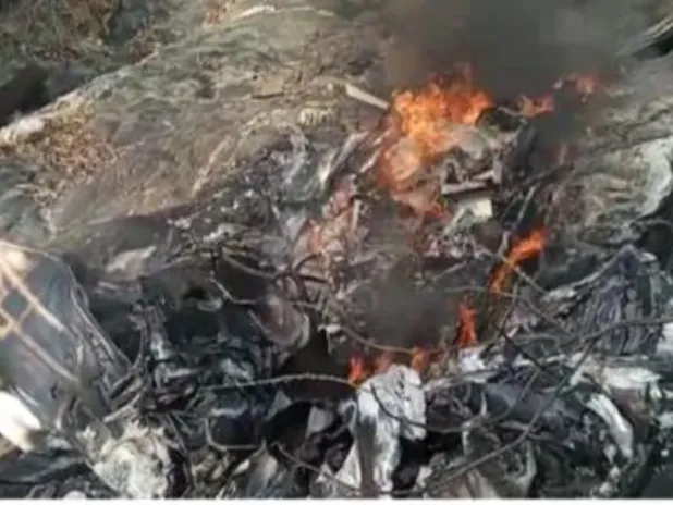 بھارتی طیارہ گر کر تباہ خاتون پائلٹ اور انسٹرکٹر ہلاک