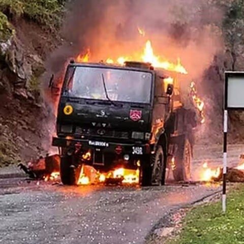 مقبوضہ کشمیر میں بھارتی فوج کے ٹرک پر حملہ؛ 3 ہلاک اور 3 زخمی