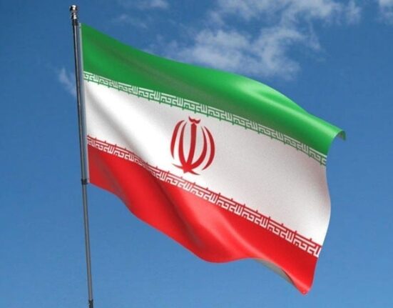 ایران نے امریکی و برطانوی حکام اور کمپنیوں پر پابندی لگادی