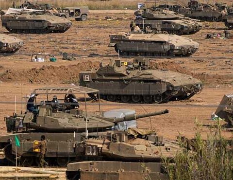 اسرائیل نے غزہ میں زمینی کارروائی شروع کر دی، انٹرنیٹ بند، سرحد پر جیمرز نصب