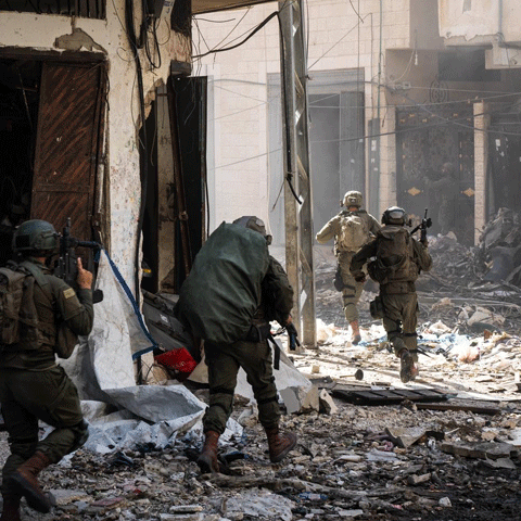 غزہ میں حماس سے جھڑپوں میں اسرائیلی کمانڈو ہلاک، 16 فوجی زخمی