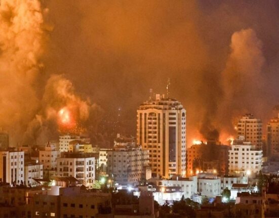 اسرائیل کا حماس کمانڈر کو شہید کرنے کا دعویٰ؛ 1 روز میں شہادتیں 700 ہوگئیں