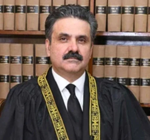 چیف جسٹس کی زیرصدارت جوڈیشل کمیشن کا اجلاس جاری