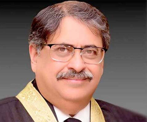 جسٹس اطہر من اللہ نے بھی سپریم کورٹ کے فیصلے کو 4-3 کے تناسب سے قرار دیدیا