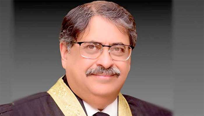 جسٹس اطہر من اللہ نے بھی سپریم کورٹ کے فیصلے کو 4-3 کے تناسب سے قرار دیدیا