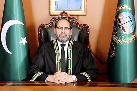 پاکستان میں کرپشن چارجز پر سزائے موت کی سزا رکھی جائے، چیف جسٹس بلوچستان ہائیکورٹ