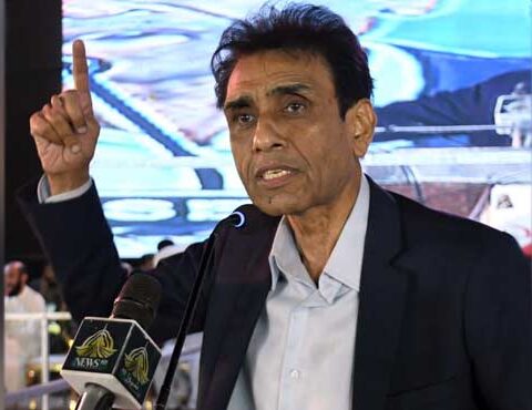 دھرتی ماں صرف پاکستان ہے، صوبے نہیں ہو سکتے: خالد مقبول صدیقی