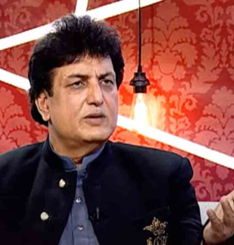 میرا جسم میری مرضی کے نعرے لگانے والوں کو پیسے ملتے ہیں، خلیل الرحمٰن قمر