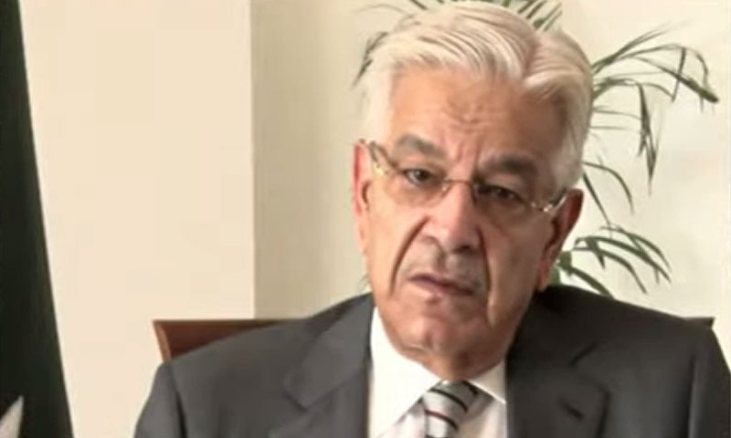 پیپلز پارٹی آزاد امیدواروں کو دیکھ رہی ہے لیکن وہ کامیاب نہیں ہوں گے، خواجہ آصف
