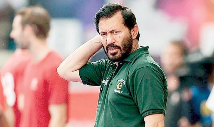 سابق اولمپئین خواجہ جنید پر تاحیات پابندی لگادی گئی