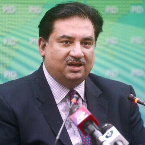 بجلی پیدا کرنیوالی کمپنیوں کی ادائیگی کے مسائل معاشی مشکلات کے سبب ہیں: خرم دستگیر