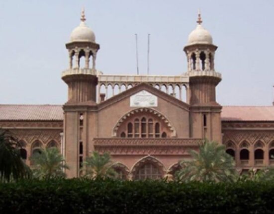 بغیر اجازت کسی کا موبائل فون ڈیٹا نکالنا آئین کیخلاف ہے، لاہور ہائیکورٹ