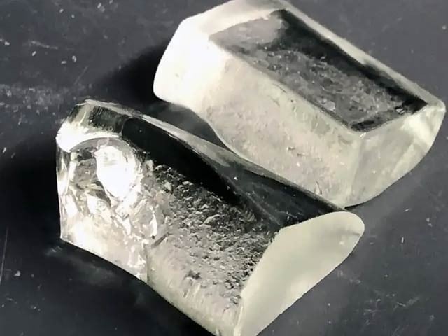 گوریلا کےبعد اب لائن گلاس: روایتی شیشے سے 10 گنا زائد مضبوط