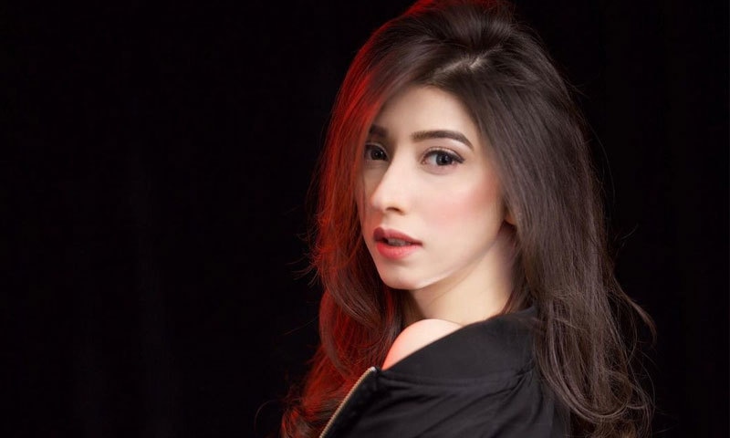 گوگل پر میری تاریخ پیدائش غلط لکھی ہوئی ہے مریم نفیس کا انکشاف