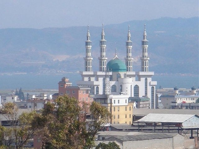 چین میں 600 سالہ قدیم مسجد کے گنبد اور مینار کو شہید کردیا گیا