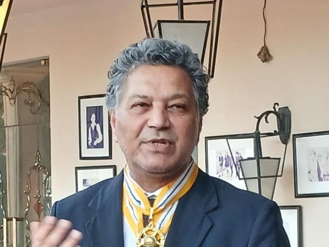 آرمی چیف ضمانت دیں تو بہت سے سرمایہ کار پاکستان لیکر آسکتا ہوں، محمود بھٹی