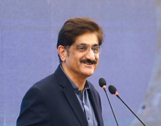 کراچی اور لاڑکانہ میں 2 لاکھ سولر سسٹمز فراہم کر رہے ہیں، وزیر اعلیٰ سندھ