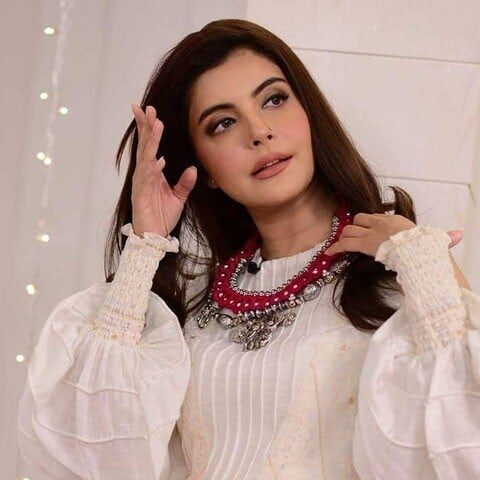 ندا یاسر نے فیشن ڈیزائننگ میں ڈپلومہ کرلیا