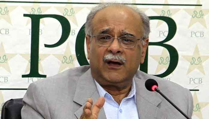 پی ایس ایل کے مفت پاسز مانگ کر شرمندہ نہ کریں نجم سیٹھی