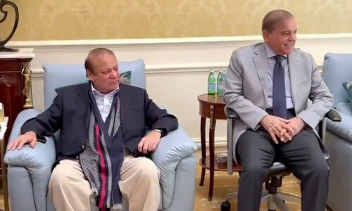 نوازشریف اکتوبر میں پاکستان واپس آکر قانون کا سامنا کریں گے، شہباز شریف