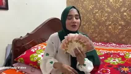 نمرہ علی اپنے یوٹیوب اکاؤنٹ سے کتنے پیسے کماتی ہیں؟