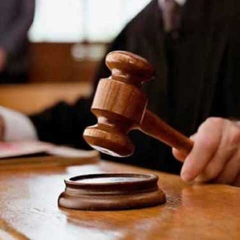 آئینی ترامیم: جوڈیشل کونسل کی رپورٹ پر صدر کسی بھی جج کو برطرف کرسکیں گے