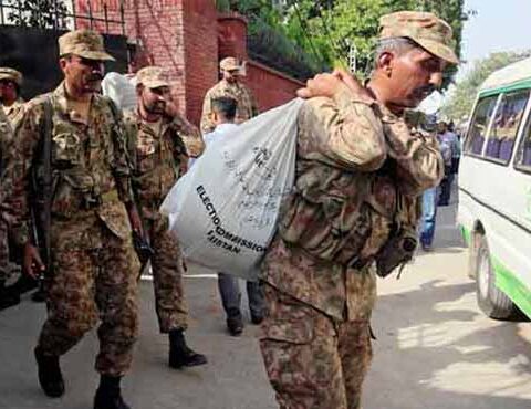 عام انتخابات: الیکشن کمیشن نے پونے 3 لاکھ سے زائد فوج مانگ لی