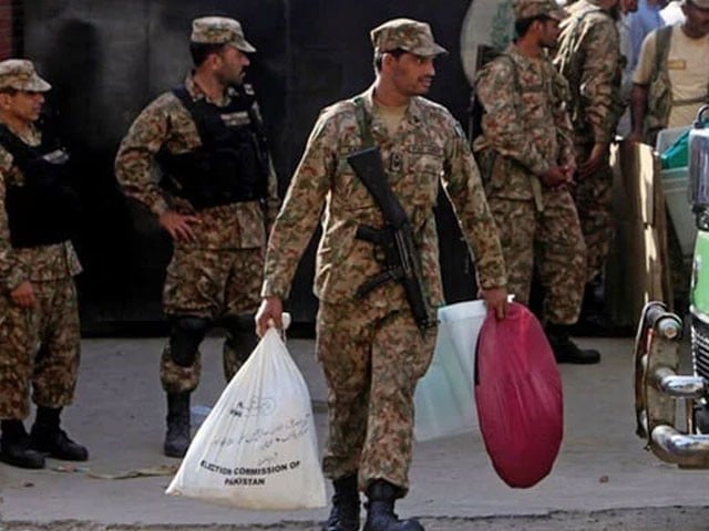کابینہ نے عام انتخابات کیلیے فوج اور سول آرمڈ فورسز تعینات کرنے کی منظوری دے دی