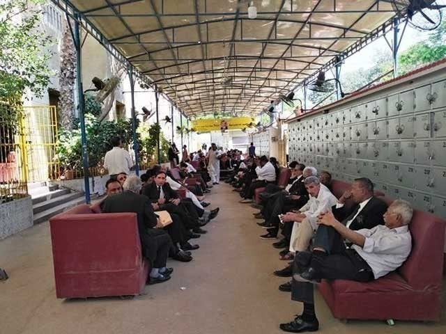 سپریم کورٹ اختیارات بل سماعت پاکستان بارکونسل کا ملک گیر ہڑتال کا اعلان