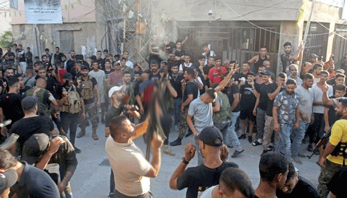 لبنان، فلسطینی پناہ گزین کیمپ میں جھڑپ،11 افراد ہلاک