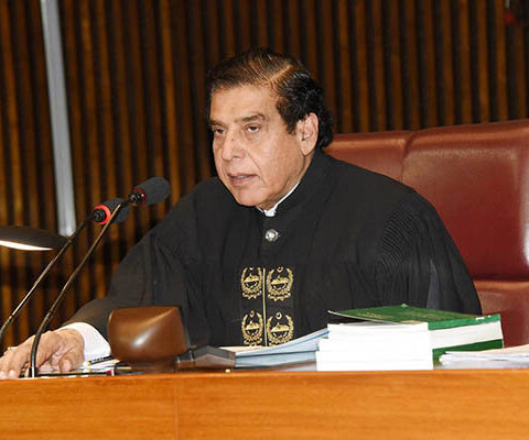 اسپیکر قومی اسمبلی راجہ پرویزاشرف کی گاڑی کو حادثہ